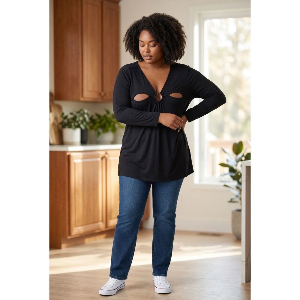 Torrid Super Soft Black Ring Cutout Long Sleeve Top Size 1 (14/16)